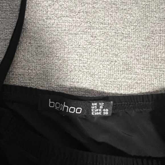 Boohoo black dress - Picture 2 of 2